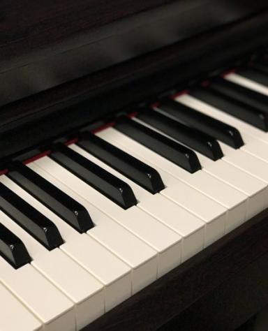 Piano Karaoke Nights are back at Hôtel des Grands Voyageurs!