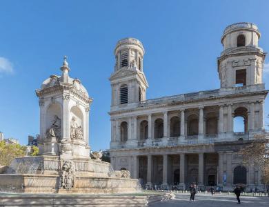 Hotel des Grands Voyageurs - Our Neighborhood