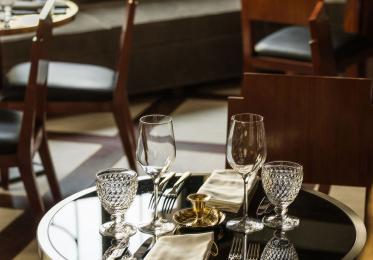 Hotel des Grands Voyageurs - Restaurant & Bars